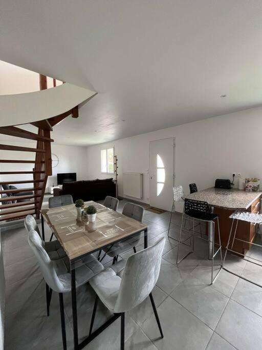 La Maison Dardenne Villeneuve-sur-Lot Eksteriør billede